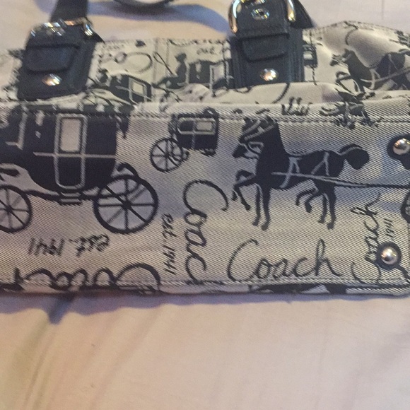 Woman Coach Bag - Picture 3 of 5